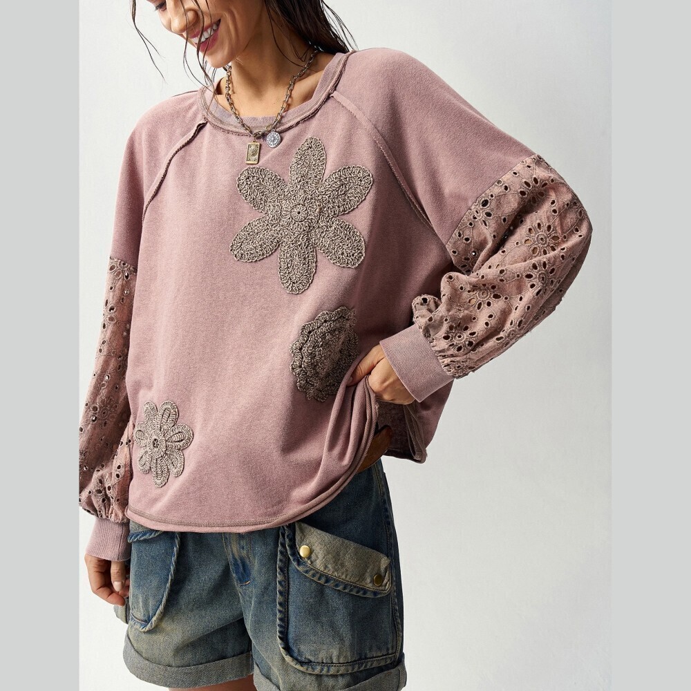 Mauve Crochet Floral Applique Eyelet Lace Sleeve Oversized Sweatshirt - Picture 3 of 8